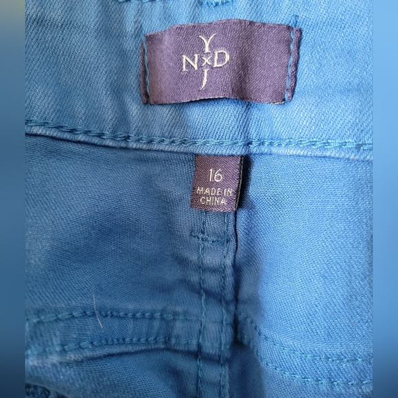 NYDJ Women's Blue Crop Pants Slimming Plus Size 16 - Picture 2 of 8